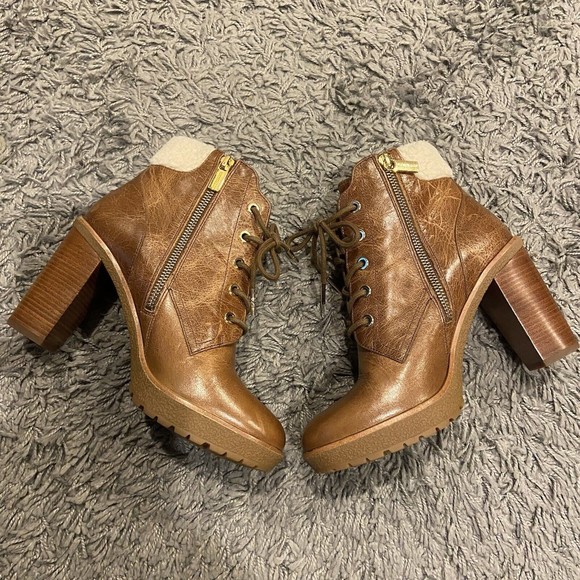 Michael Michael Kors Kim Lace Up Leather Bootie In Dark Caramel Size 7M - Picture 4 of 14